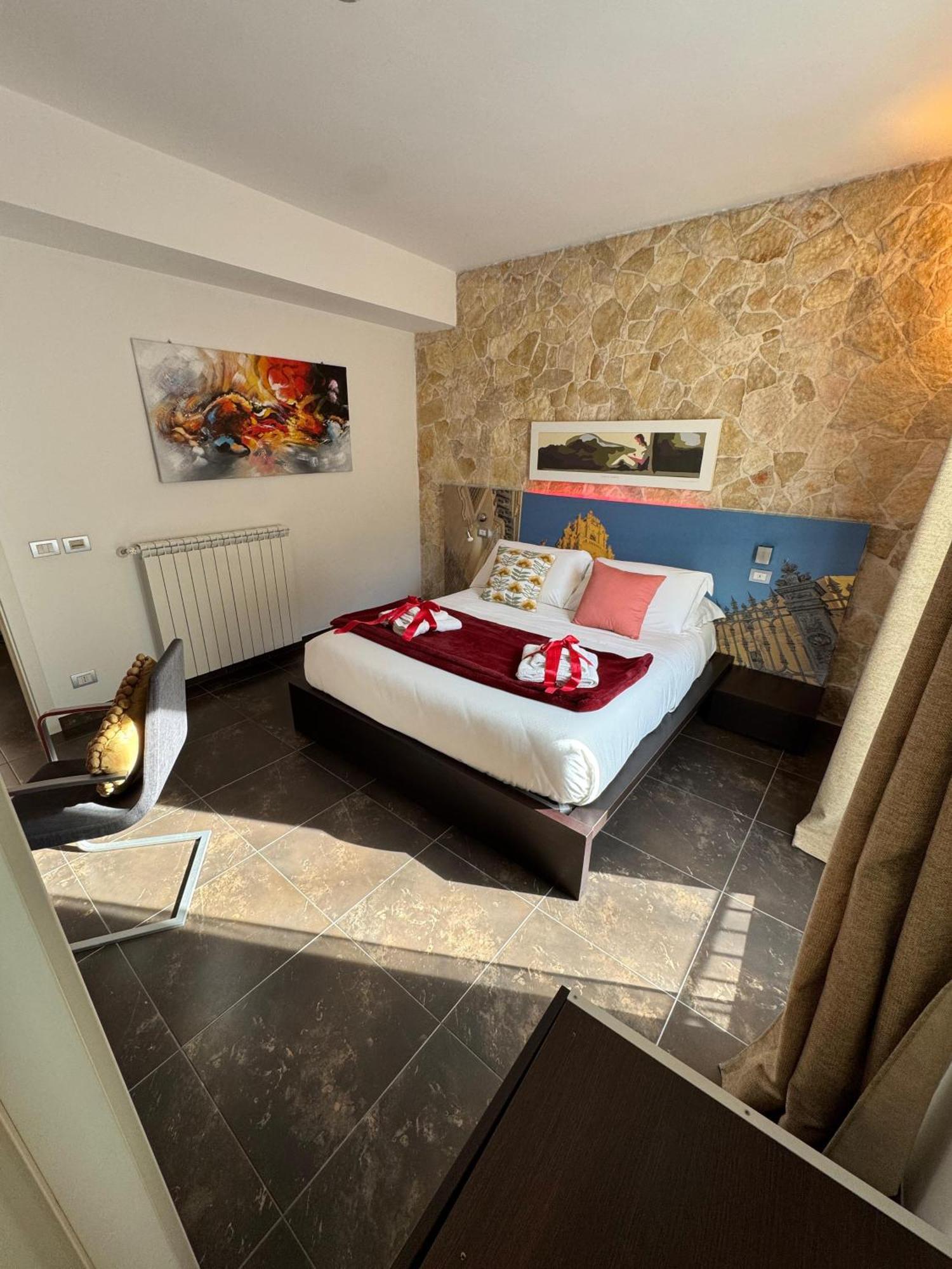 A Casa Di Grazia Bed & Breakfast Ragusa Exterior photo